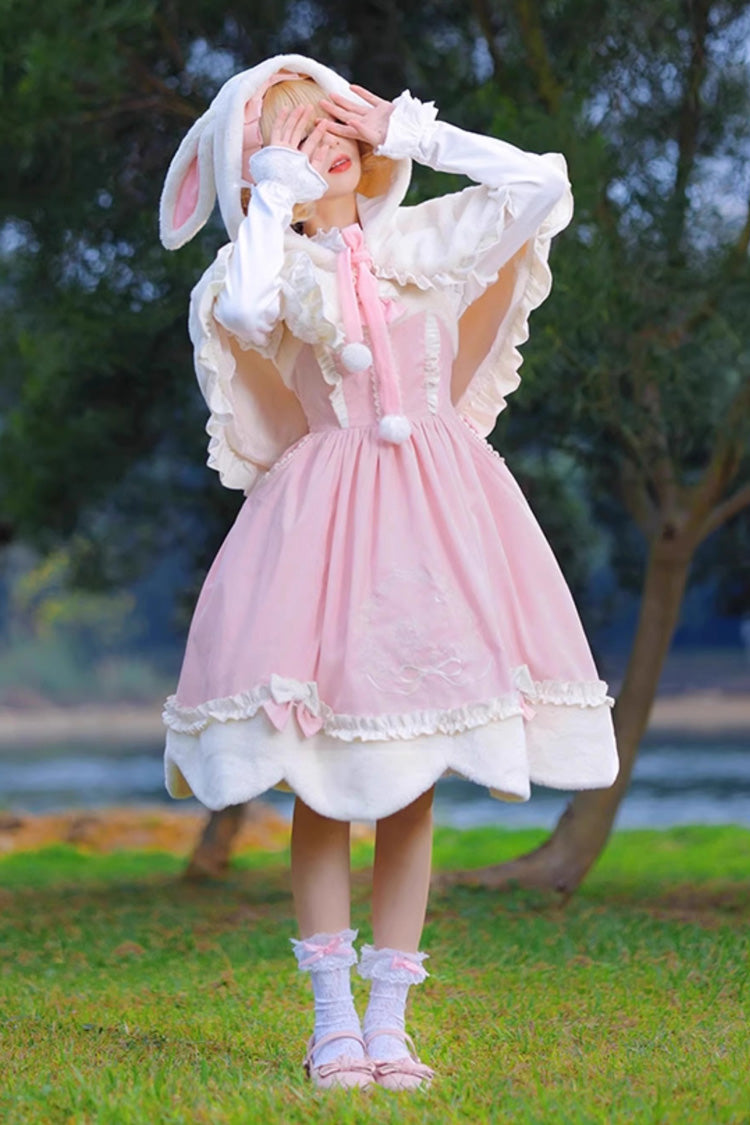 Subtly Elegant Dress with a Refined Vintage Look