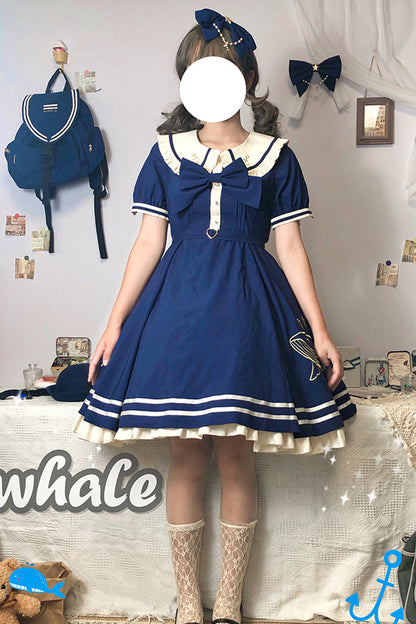 Subtly Elegant Dress with a Refined Vintage Look