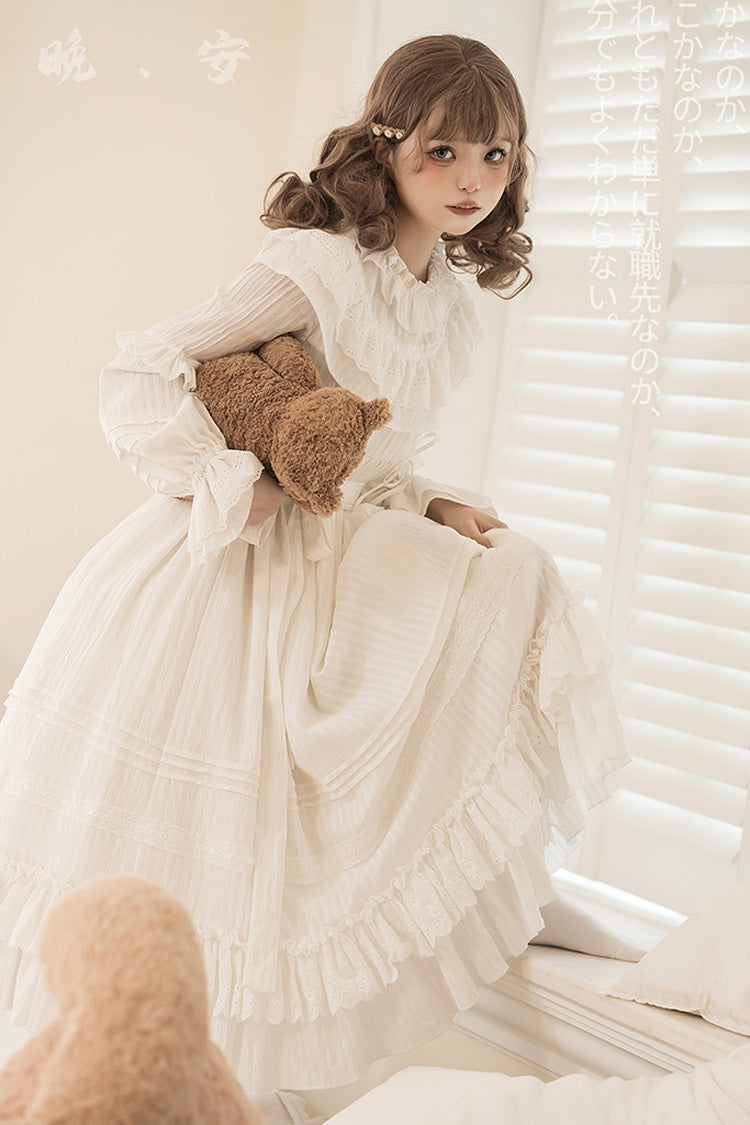 Casually Elegant Dress with a Refined Edge