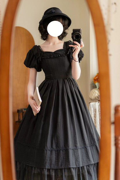 Classic Designed Dress in a Timeless Cut