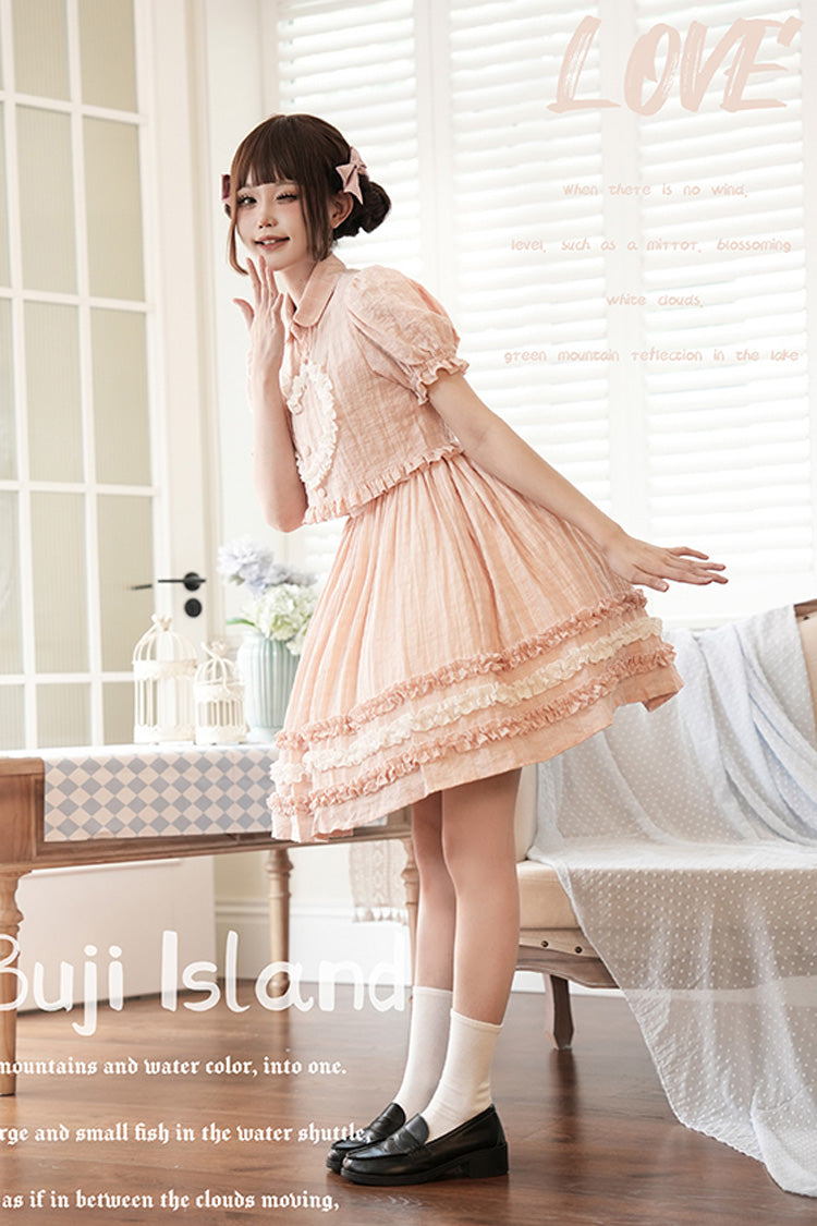 Finely Styled Dress with a Classic Vintage Look