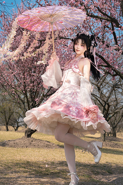 Beautifully Crafted Dress in a Classic Style