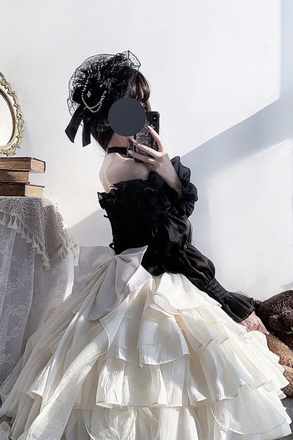 Subtly Elegant Dress with a Refined Vintage Look