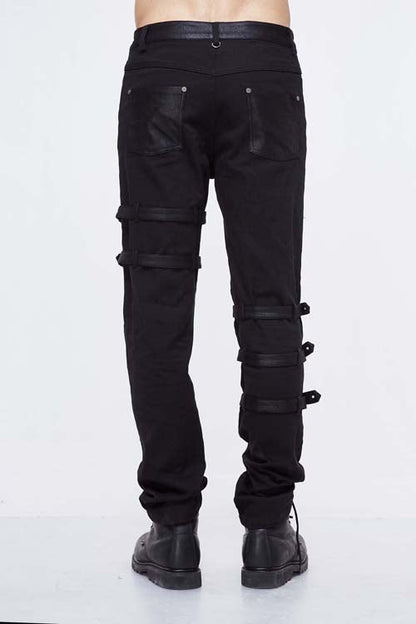 Thoughtfully Designed Pants in a Timeless Style