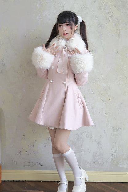 Elegantly Styled Coat for Everyday Wear