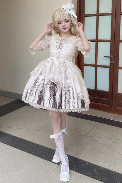 Subtly Elegant Dress with a Refined Vintage Look