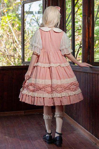 Vintage Style Dress with a Modern Fit