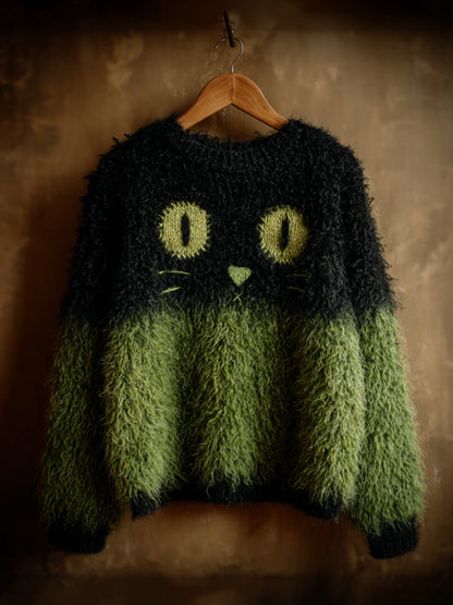 Classic Vintage Sweater with a Flattering Fit
