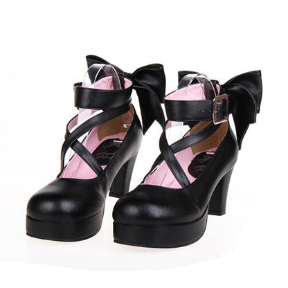 Effortlessly Elegant Shoes with a Timeless Design