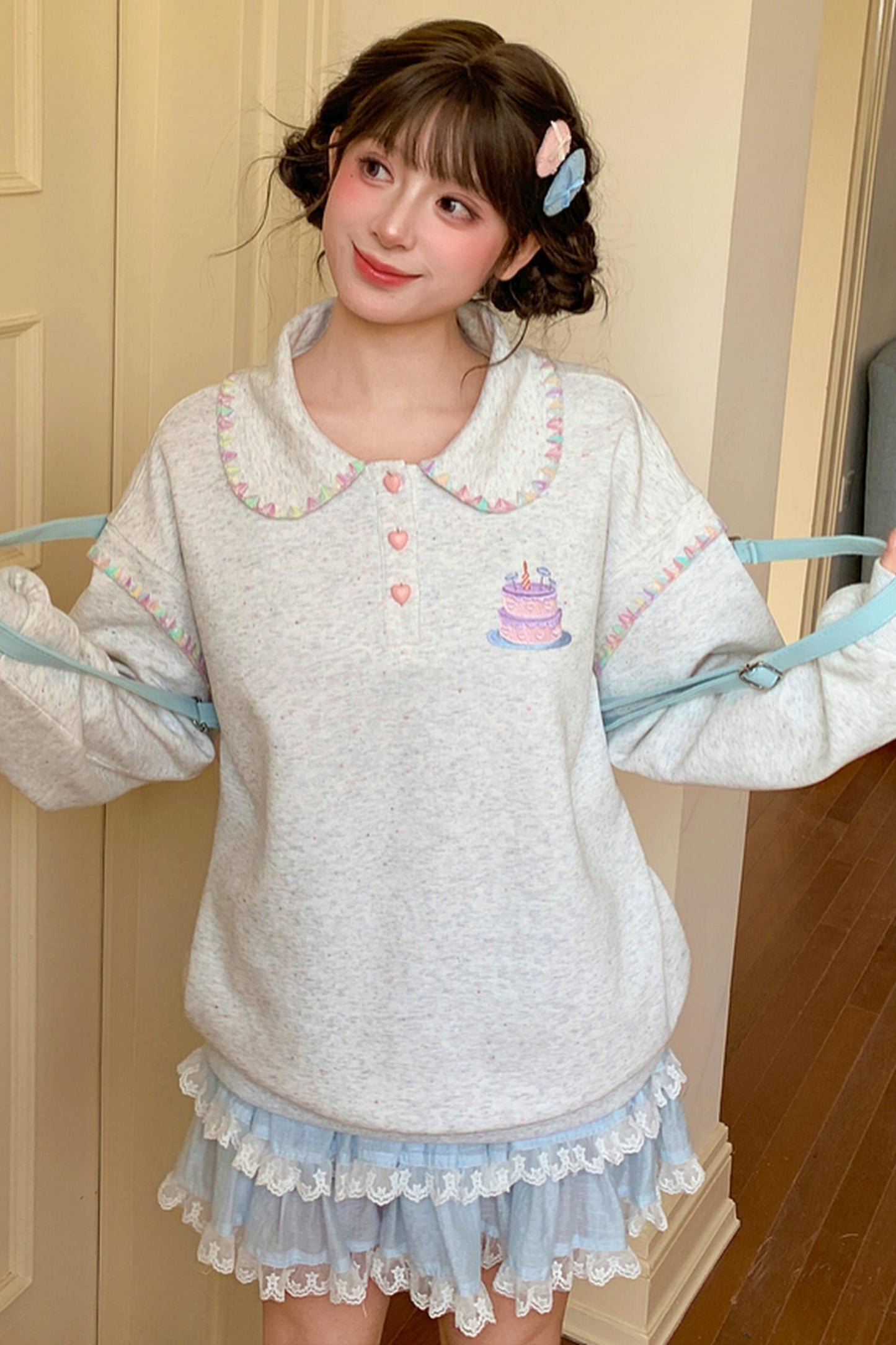 Doll Collar Loose Sweatshirt
