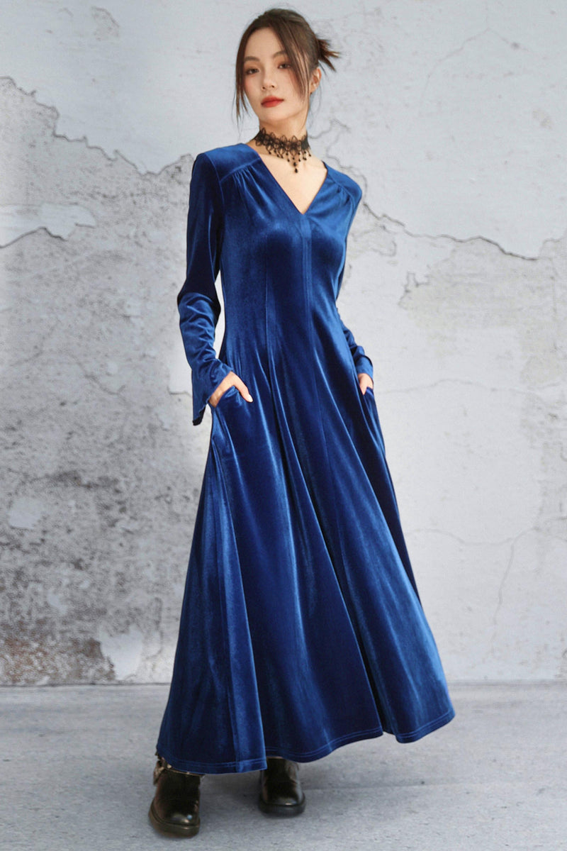 Deep Buoy Neck Velvet Dress