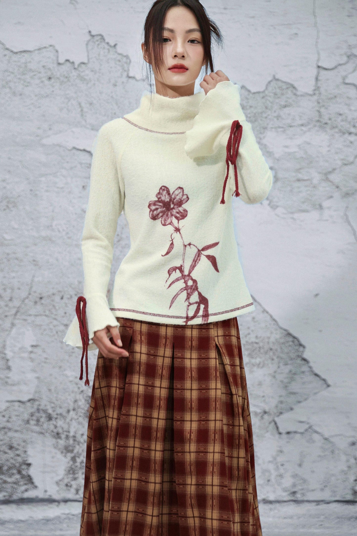 Color Blocked Plush Knit Sweaters