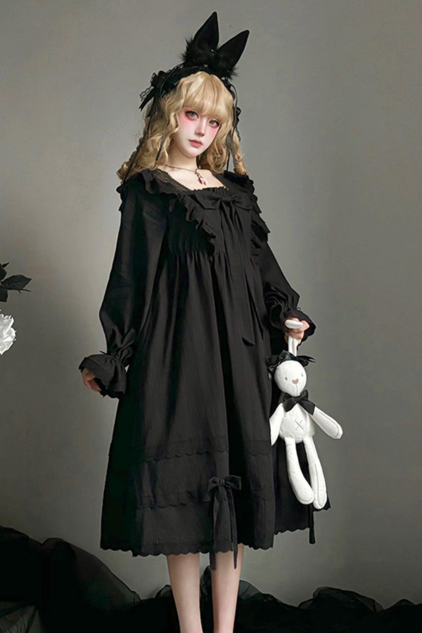 Lace Ribbon Gothic Princess Dress