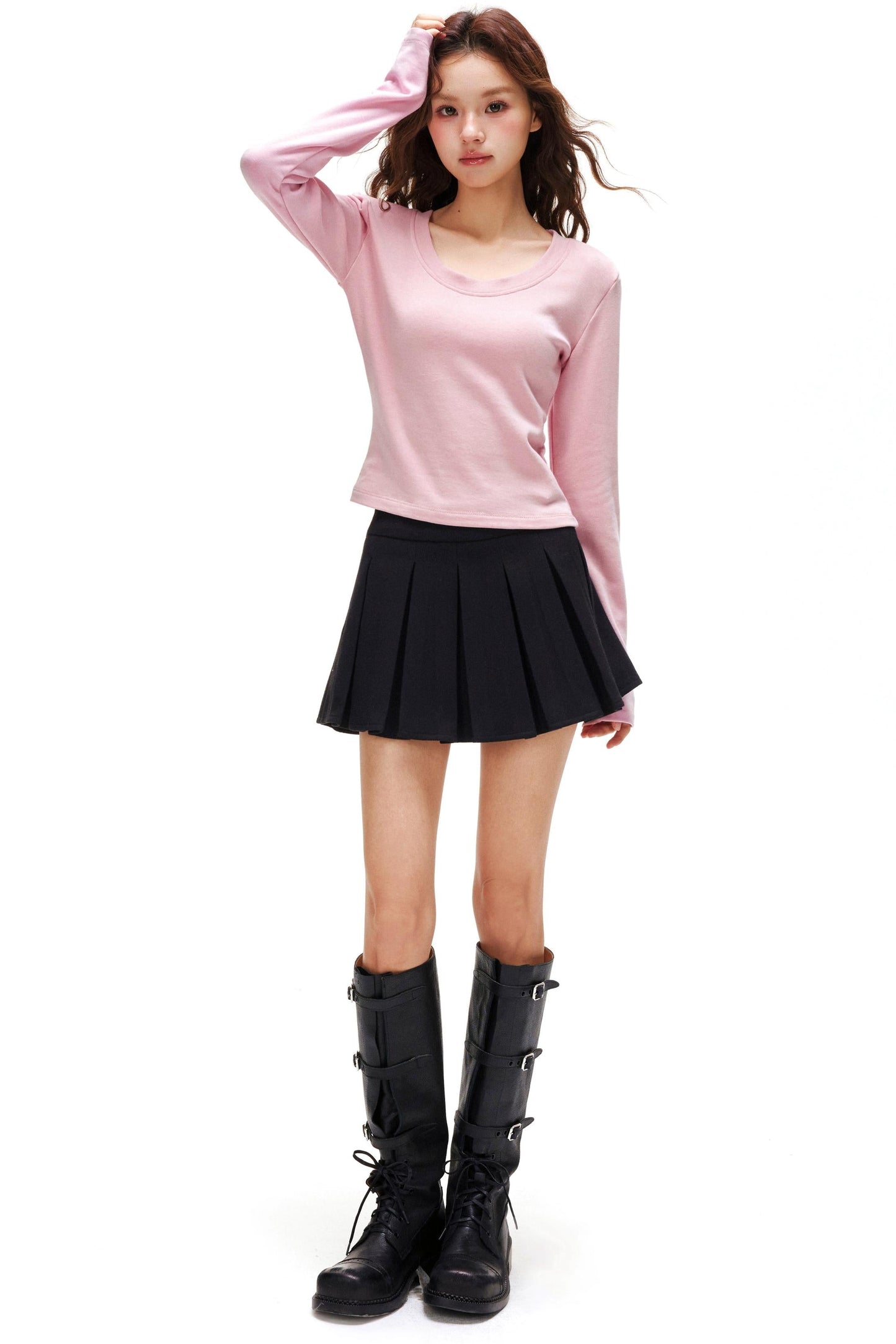 Open-neck Slim Top