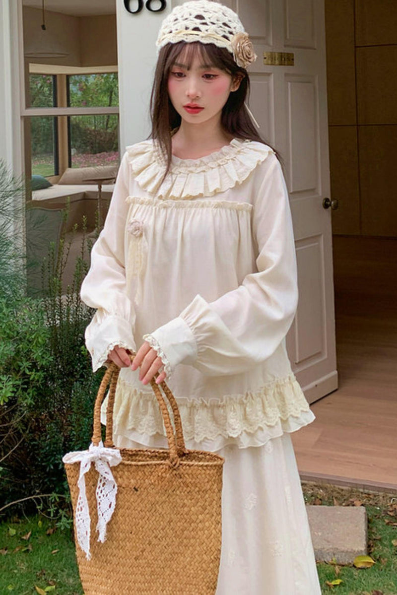 Sweet Lace Trim Blouse