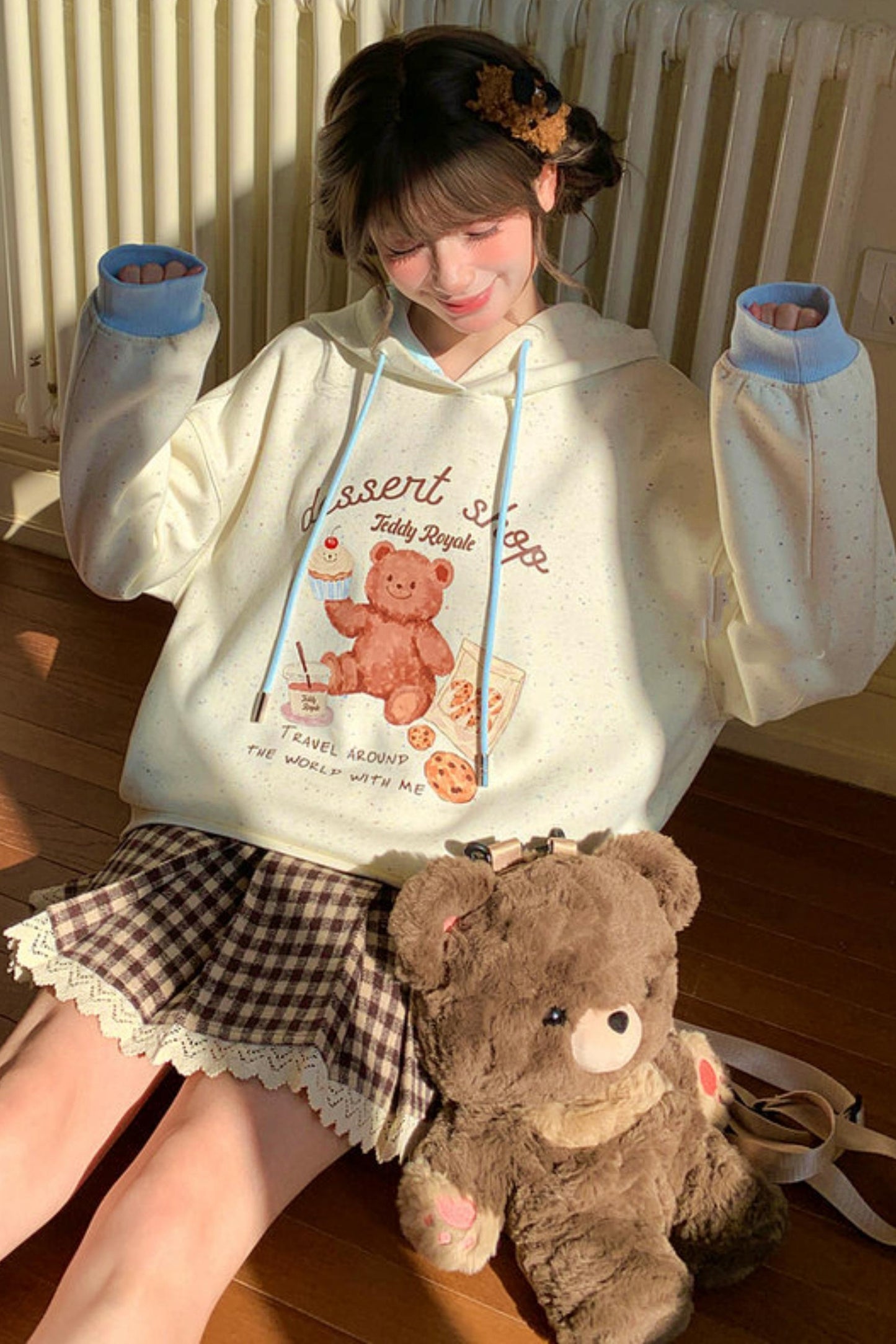 Bear Print Hooded Sweatshirt