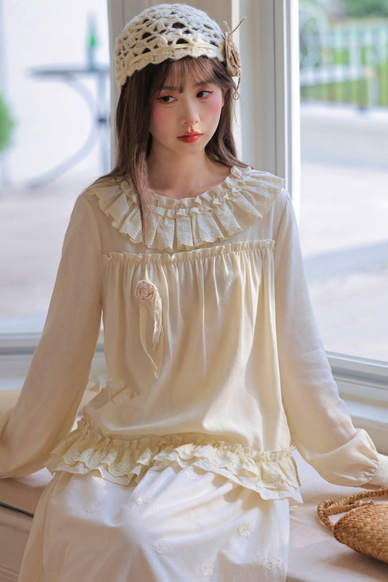 Sweet Lace Trim Blouse