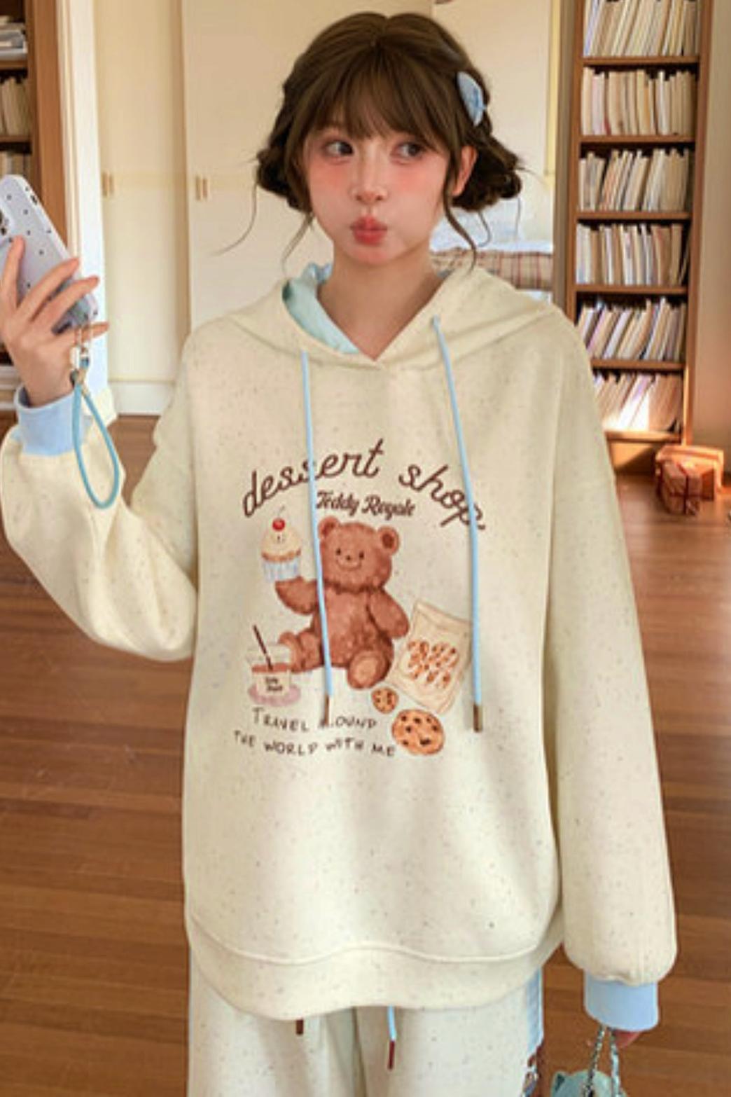 Bear Print Hooded Sweatshirt