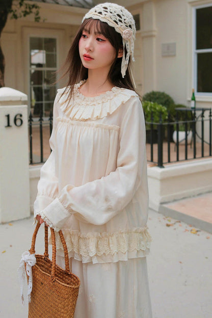 Sweet Lace Trim Blouse