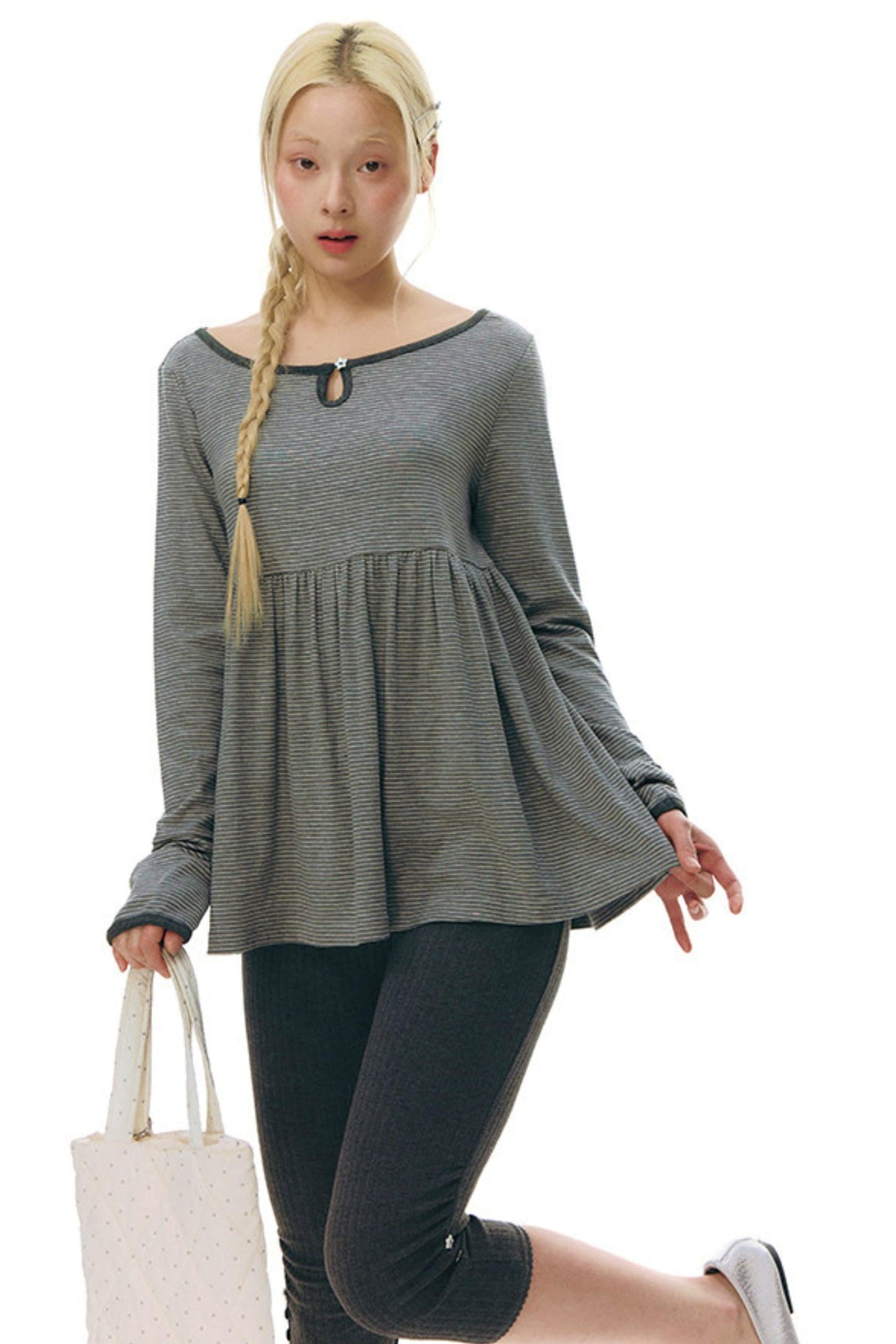 Color Block Flare Top With Neckline