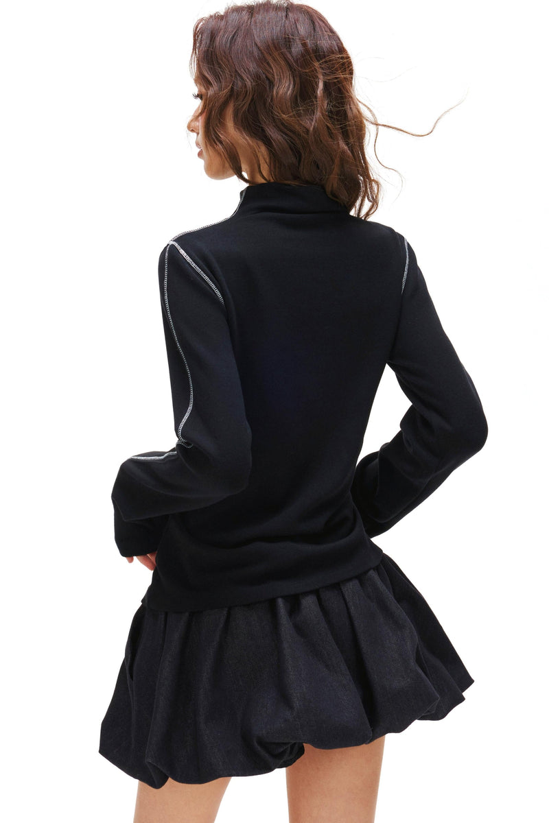 A-line Arm Turtleneck Tops