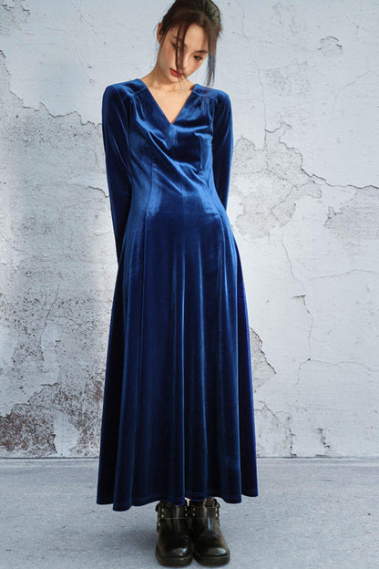 Deep Buoy Neck Velvet Dress