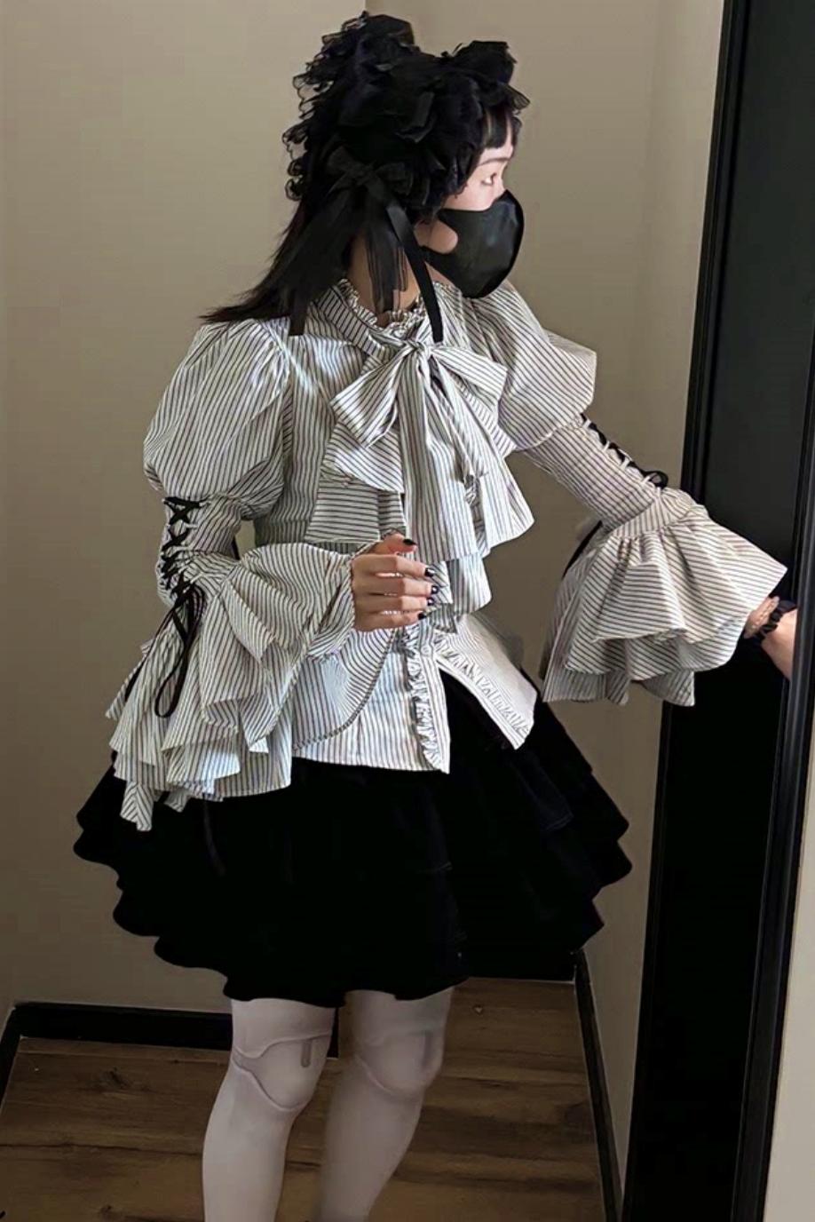 Princess Sleeve Gothic Striped Lolita Blouse