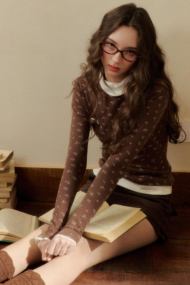 Tight Turtleneck Top