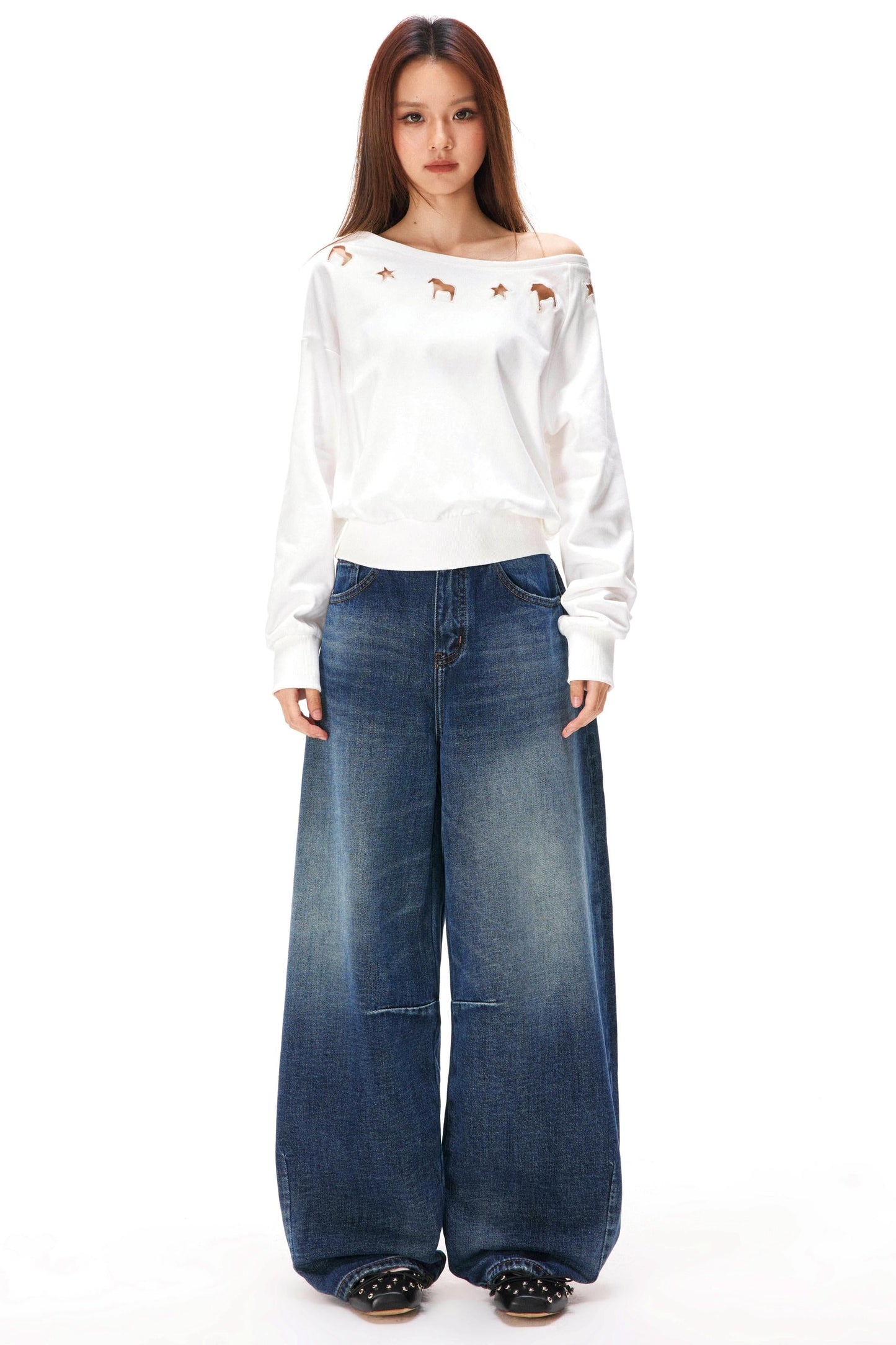 Asymmetrical Off-shoulder Sweatshirt