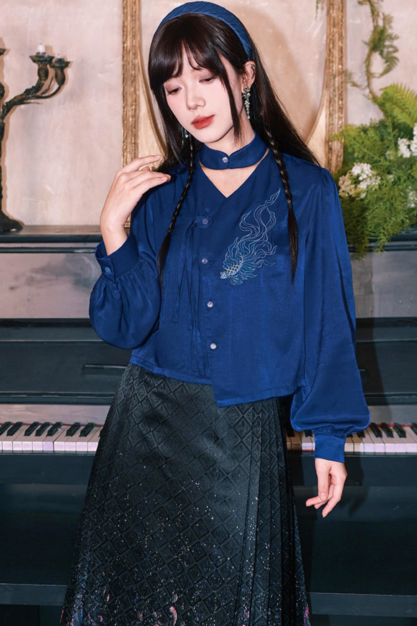 Embroidered Lantern Sleeve Blouse
