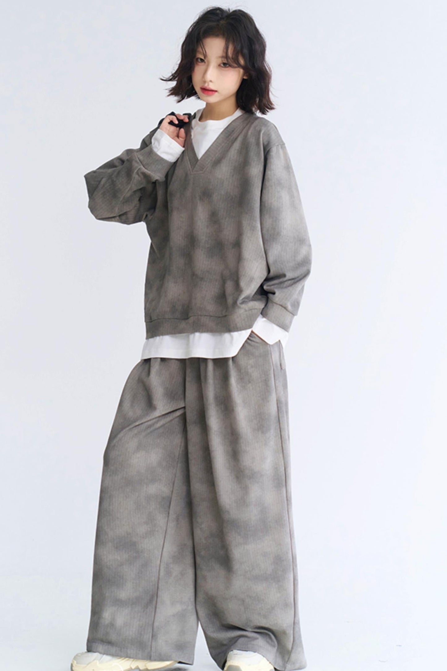 Museum Style Relaxed Top + Loose Pants