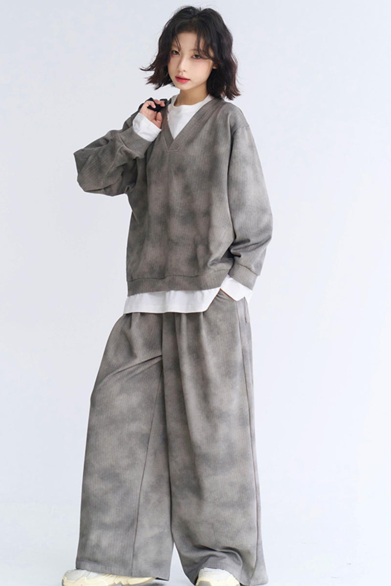 Museum Style Relaxed Top + Loose Pants