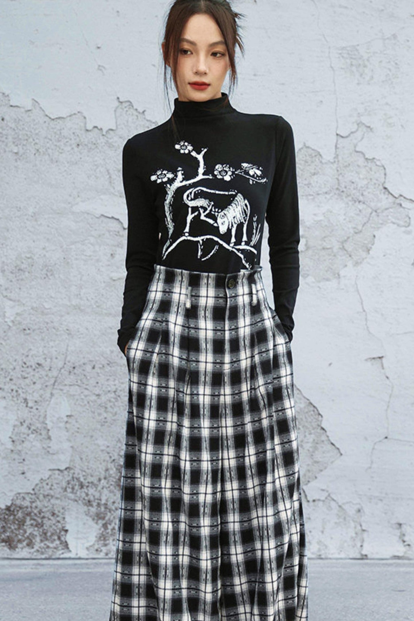 Artistic Knit Slim Fit Top