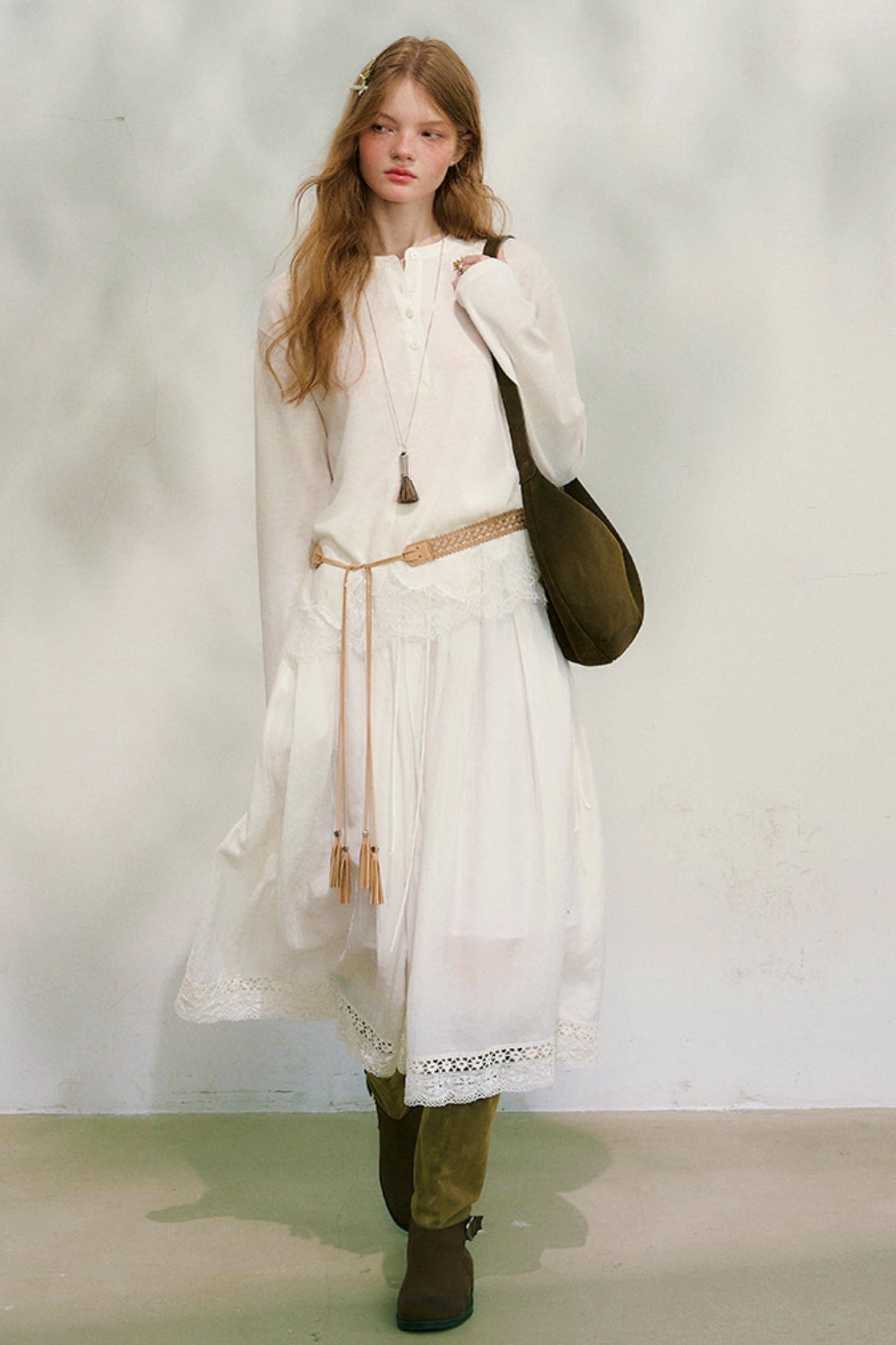 Swinging Silhouette Lace Blouse