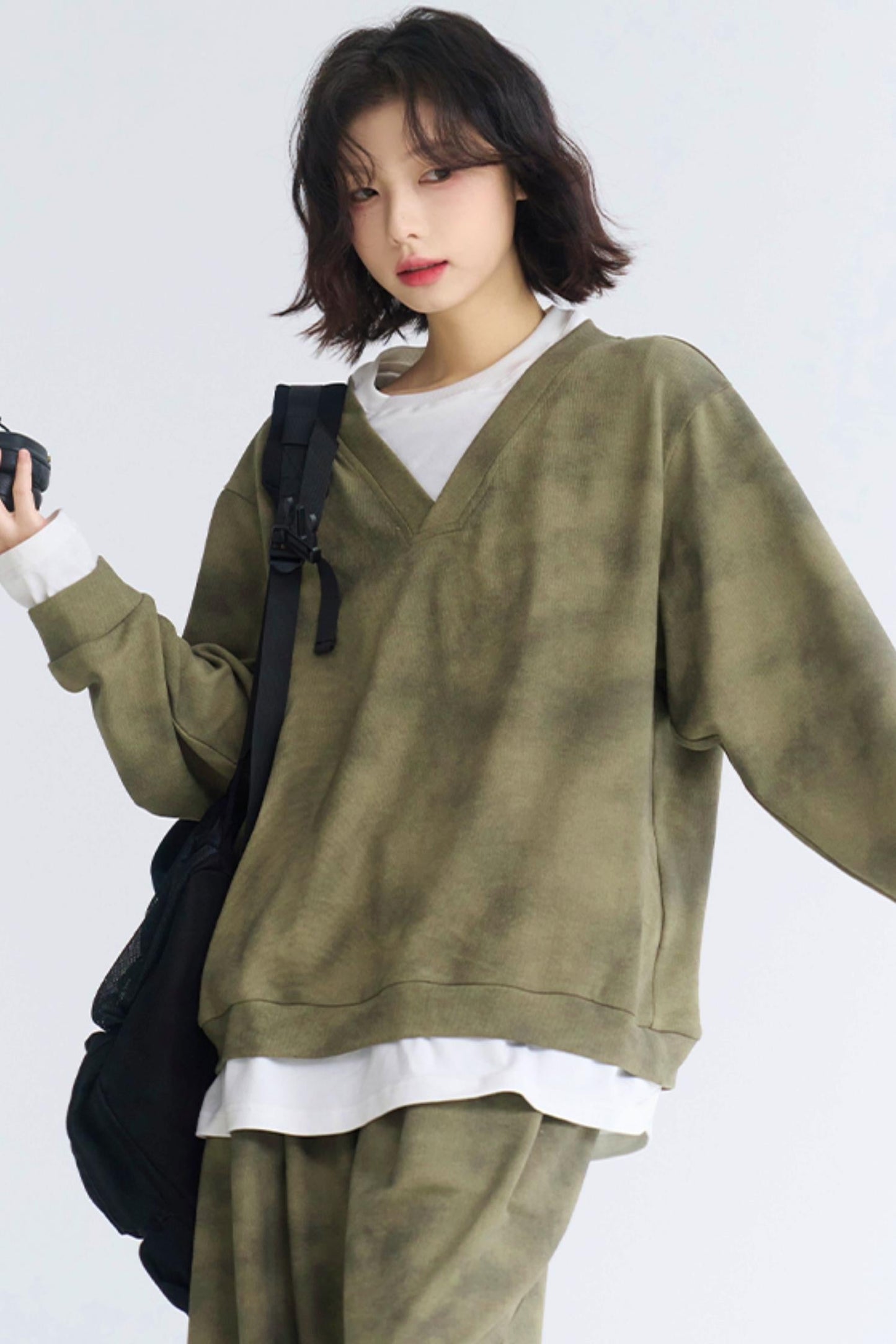 Museum Style Relaxed Top + Loose Pants
