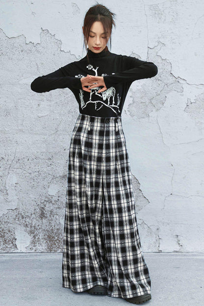 Artistic Knit Slim Fit Top