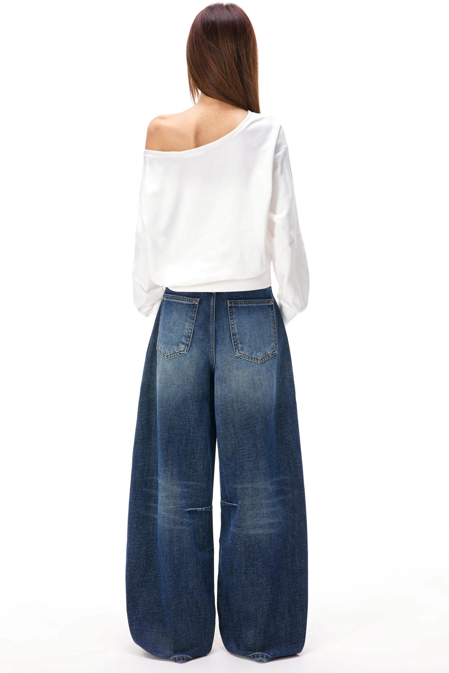 Asymmetrical Off-shoulder Sweatshirt