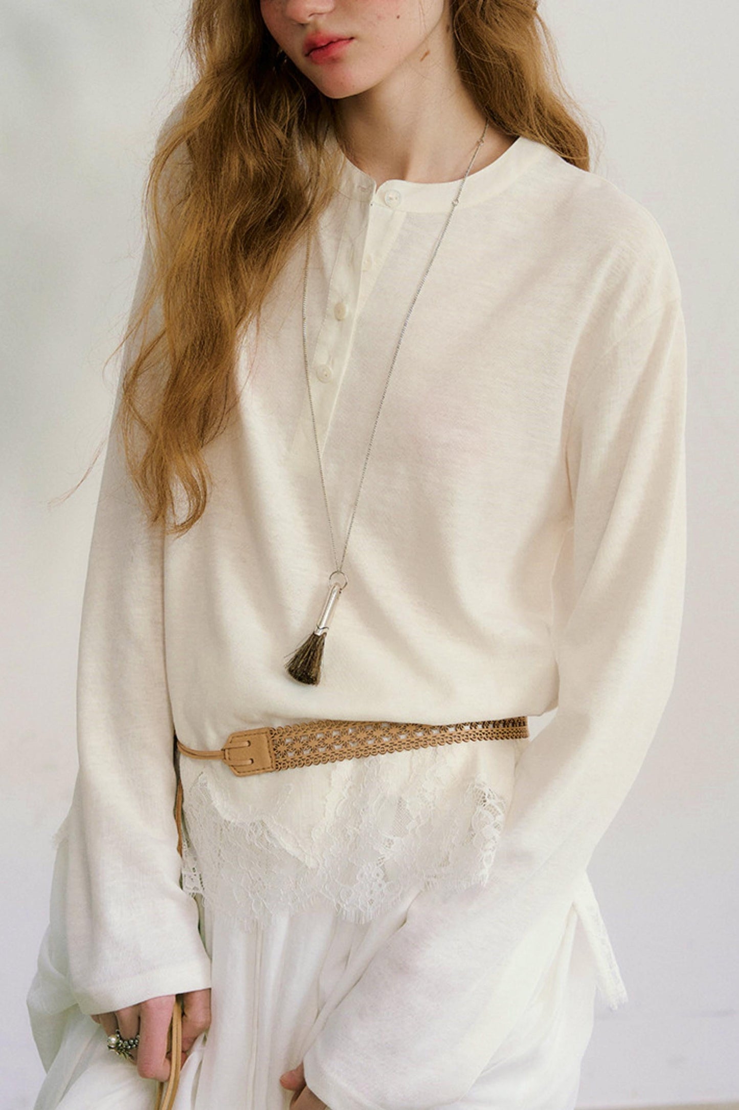 Swinging Silhouette Lace Blouse