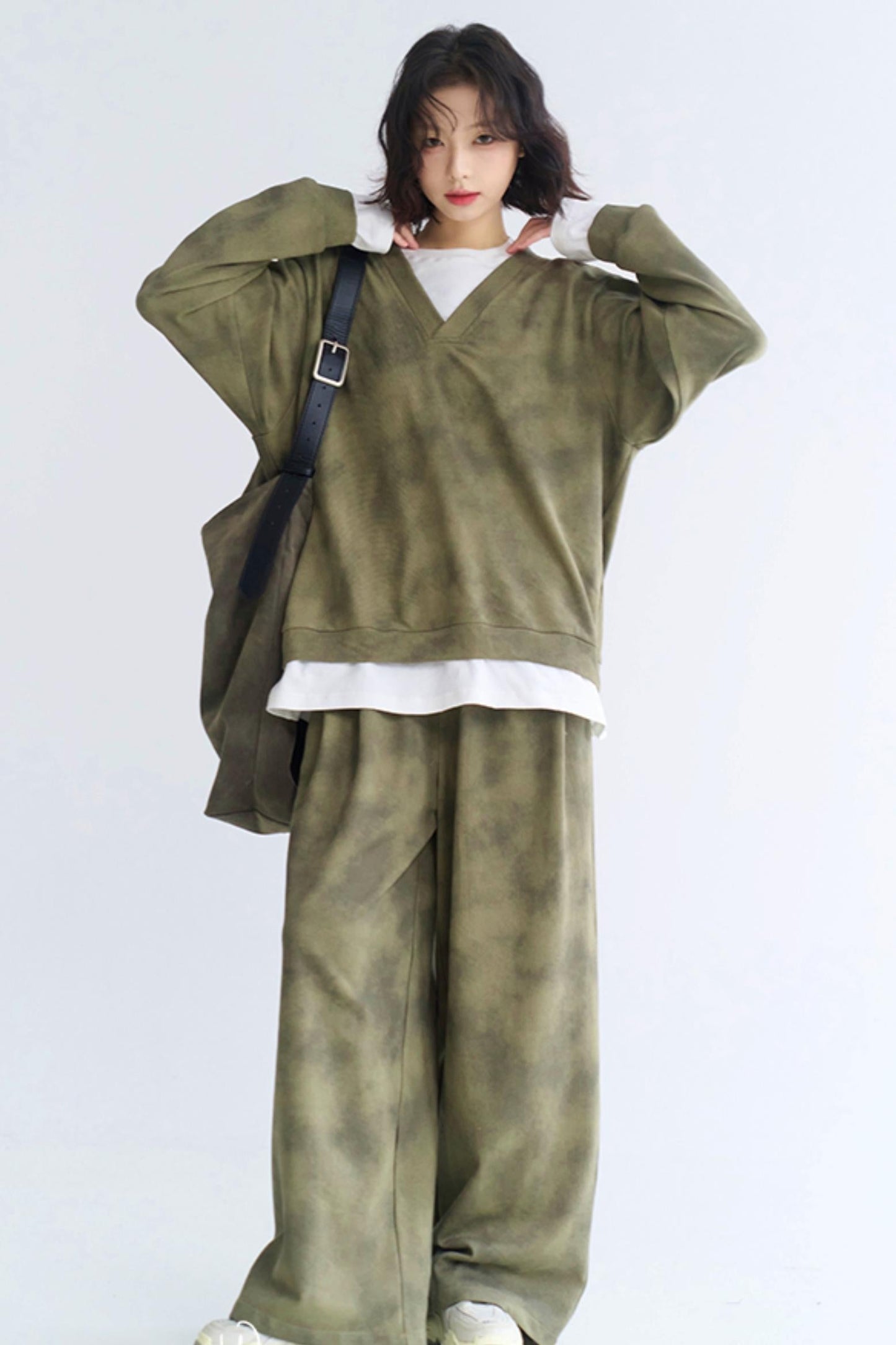 Museum Style Relaxed Top + Loose Pants