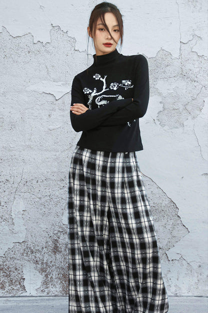 Artistic Knit Slim Fit Top