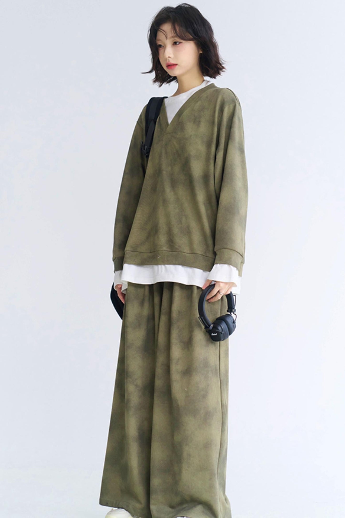 Museum Style Relaxed Top + Loose Pants