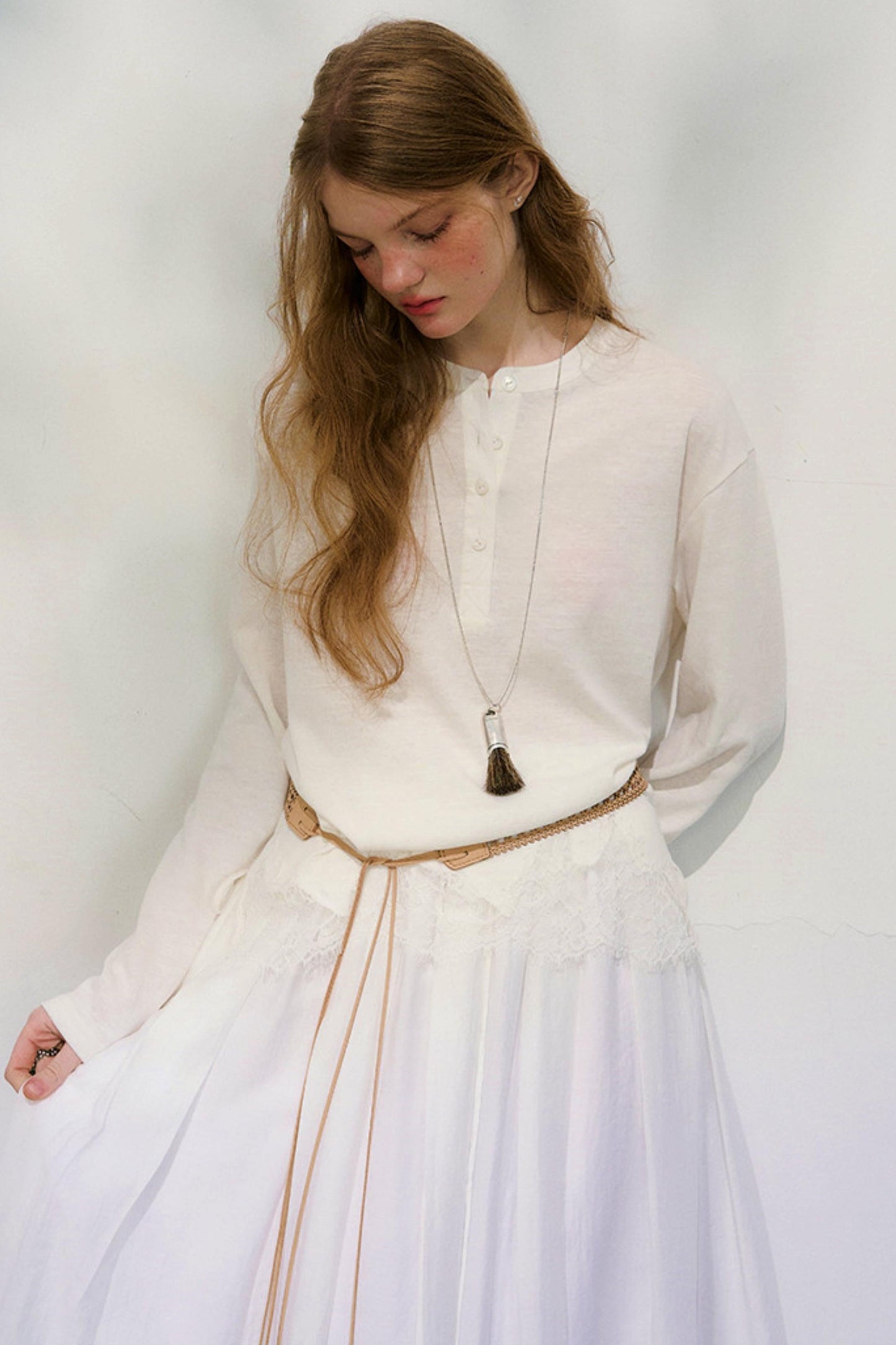 Swinging Silhouette Lace Blouse
