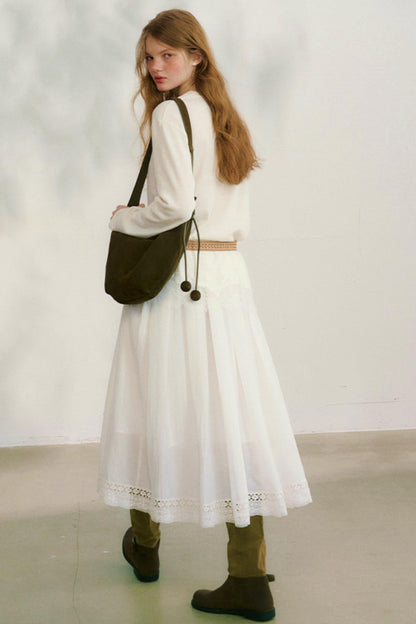 Swinging Silhouette Lace Blouse