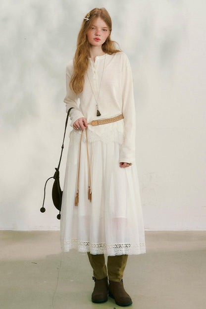 Swinging Silhouette Lace Blouse