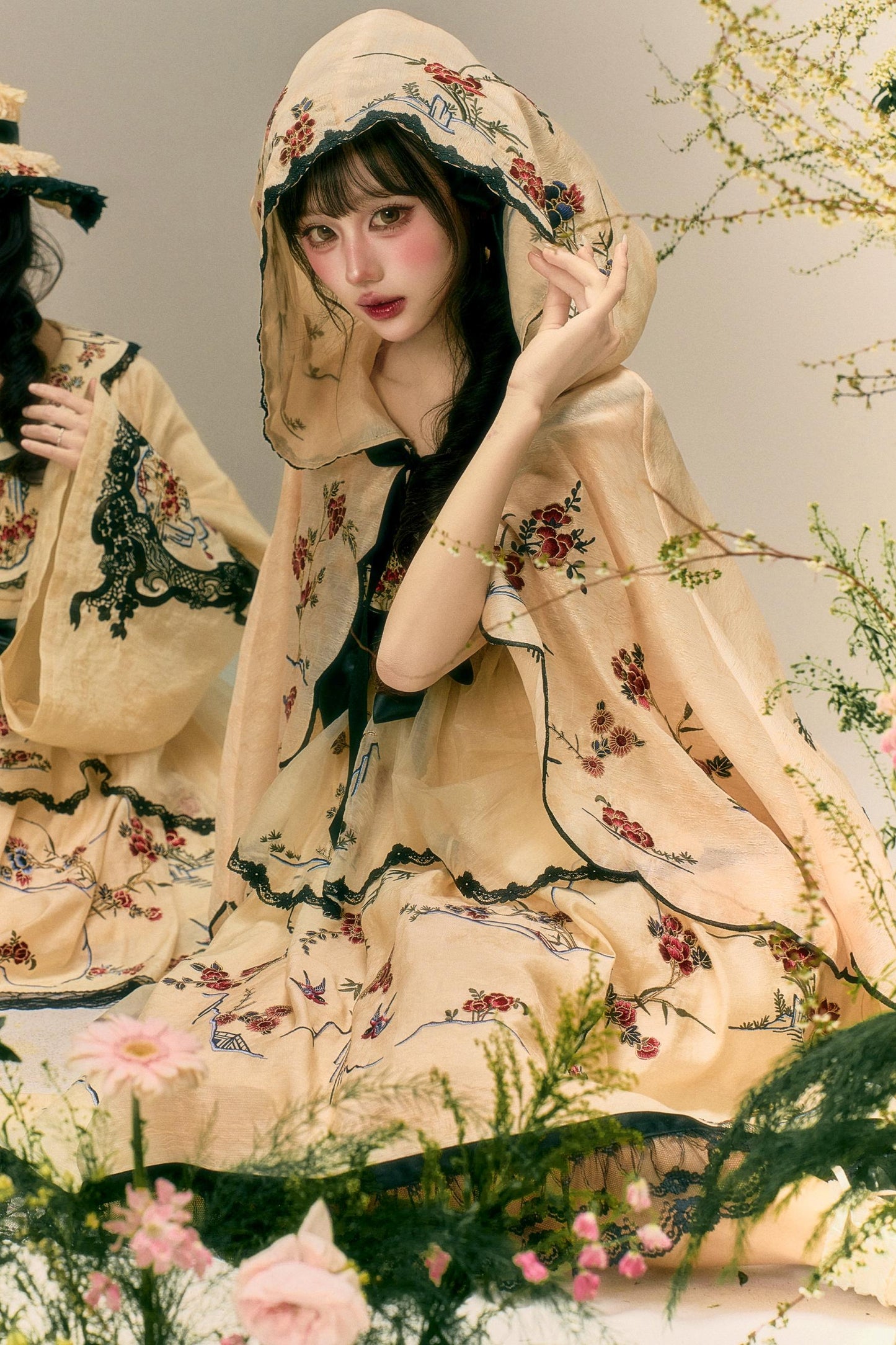 燕と花の和風クラシカルドレス+ケープ+ハット