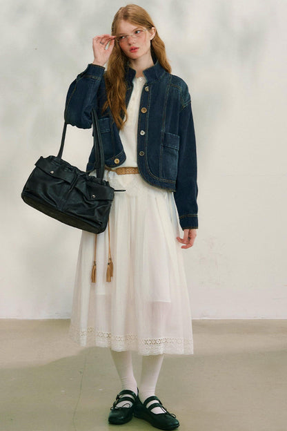 Swinging Silhouette Lace Blouse