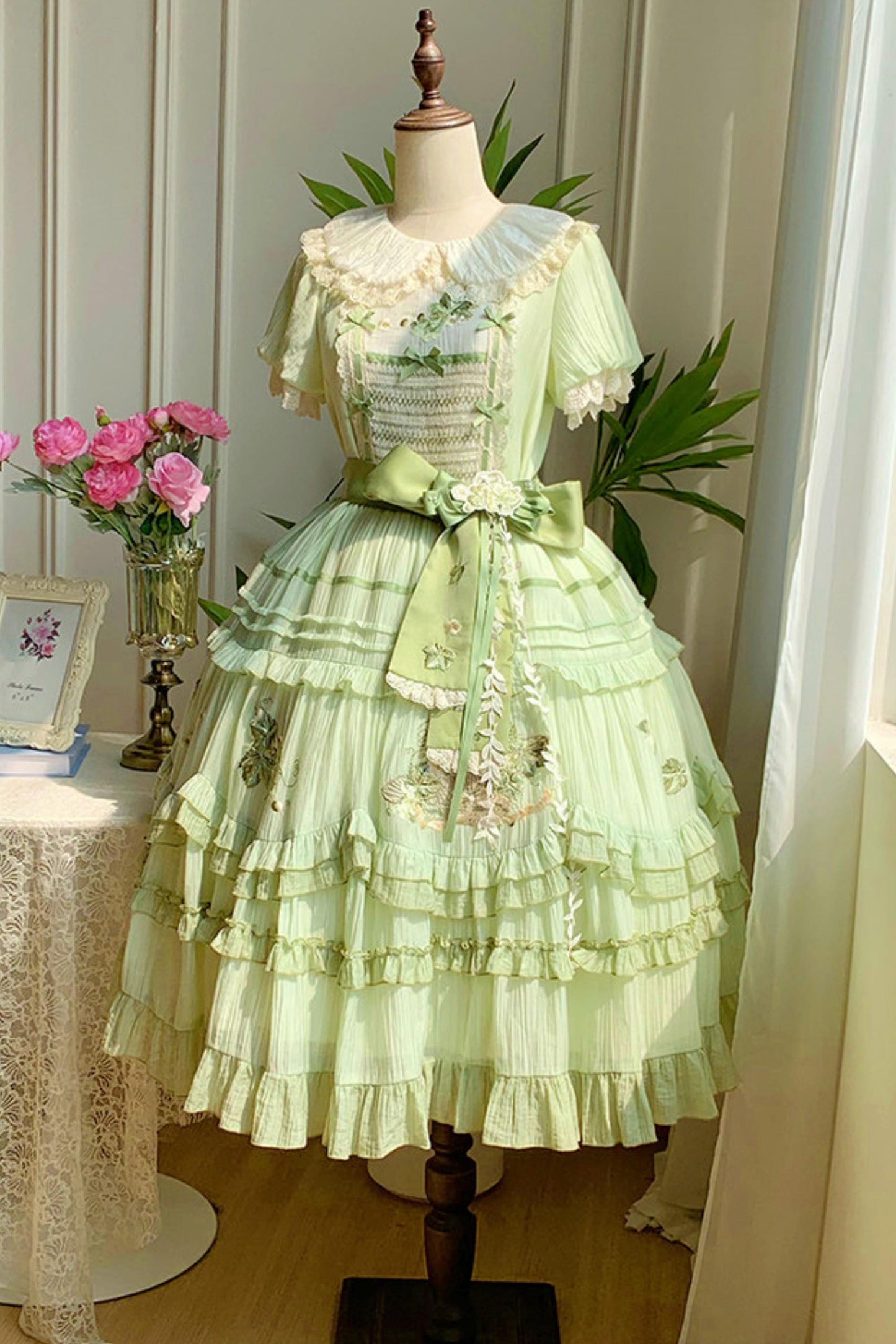 Green Embroidered Lolita One-piece Dress + Cardigan + Hat + Belt + Accessories
