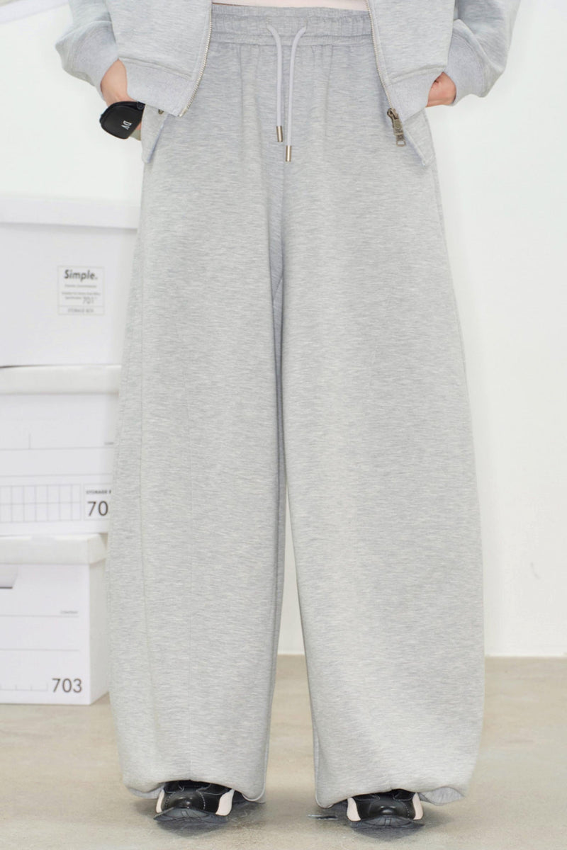 Mode Hoodie + Loose Pants