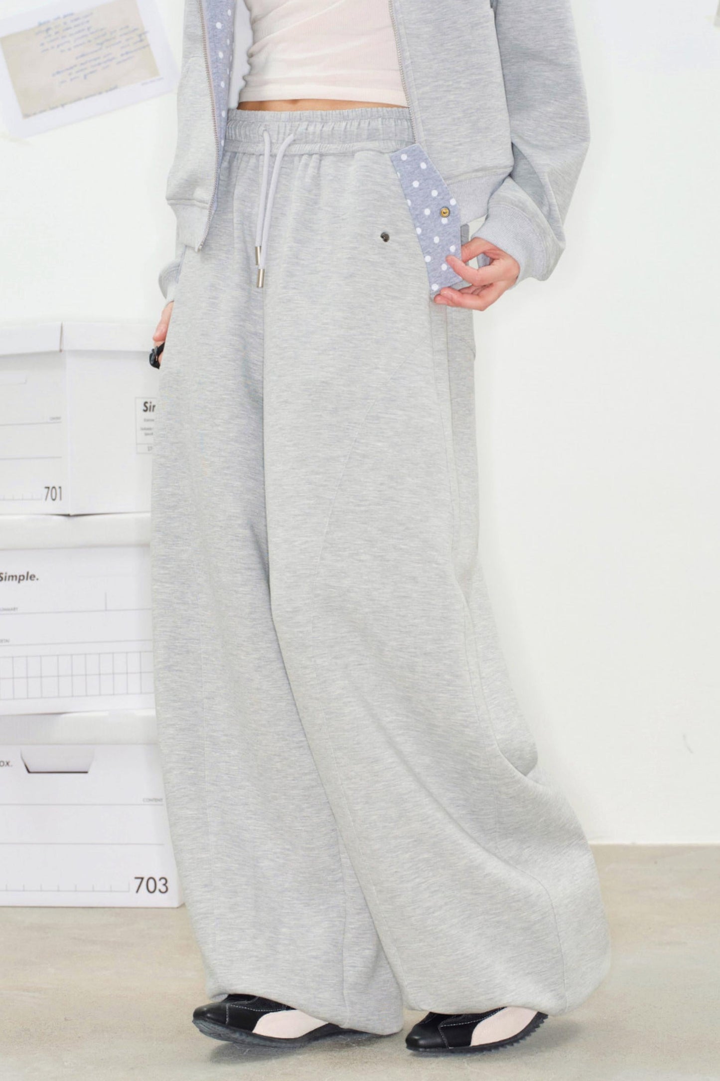 Mode Hoodie + Loose Pants