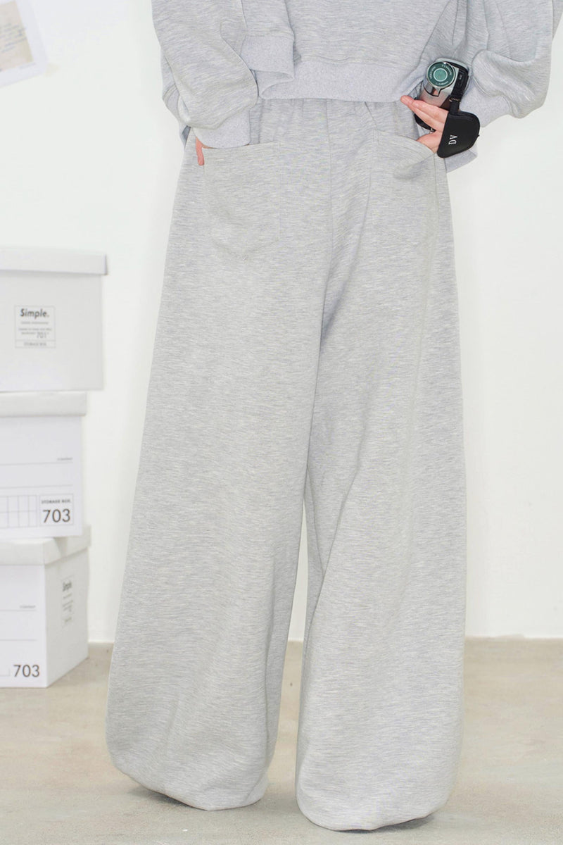 Mode Hoodie + Loose Pants
